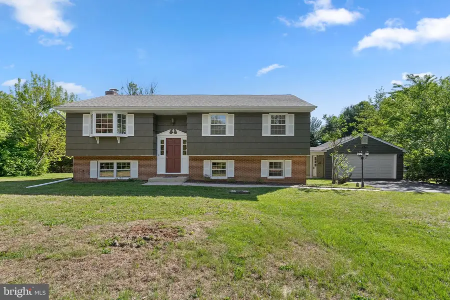 12901 Byefield Dr, Highland, MD 20777 - #2