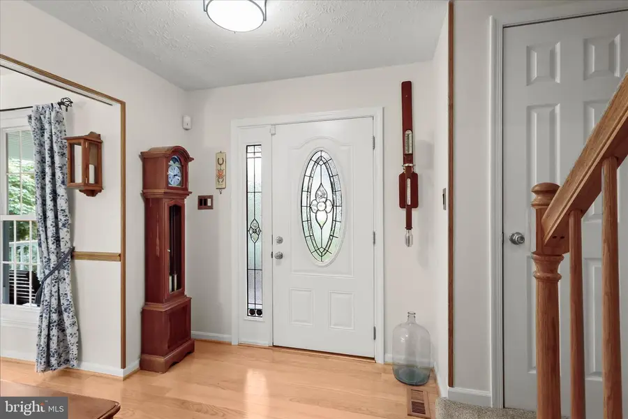 6424 Wesley Ln, Elkridge, MD 21075 - #2