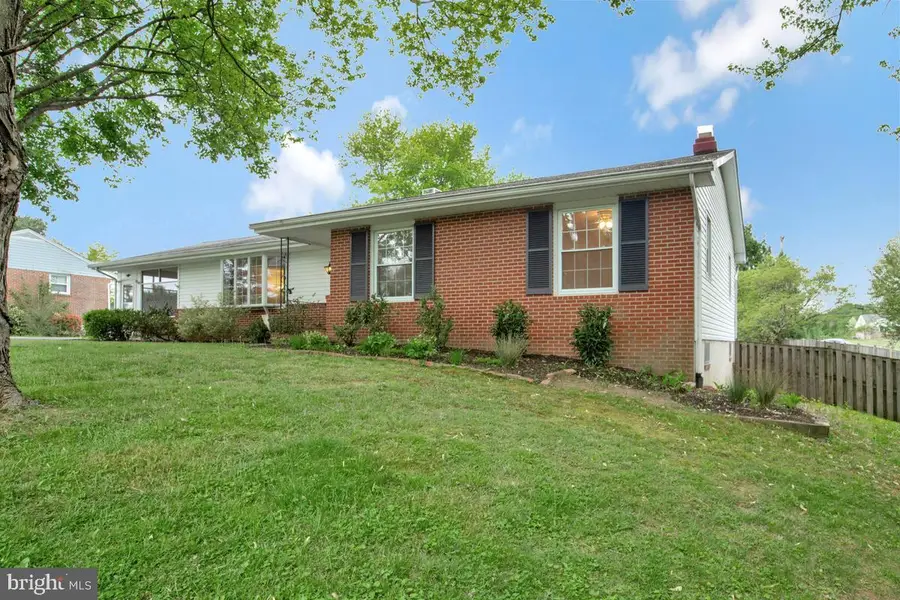 9817 Millwick Dr, Ellicott City, MD 21042 - #3