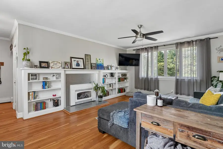 6010 Hunt Club Rd, Elkridge, MD 21075 - #3