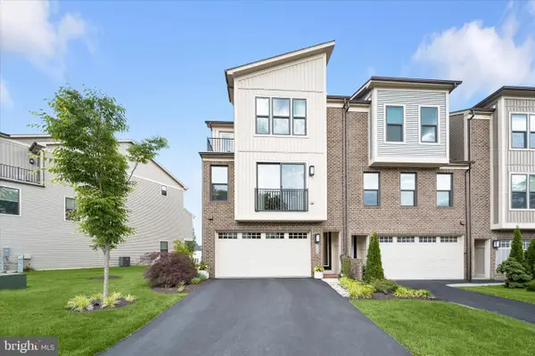 7668 Cross Creek Dr, COLUMBIA, MD 21044