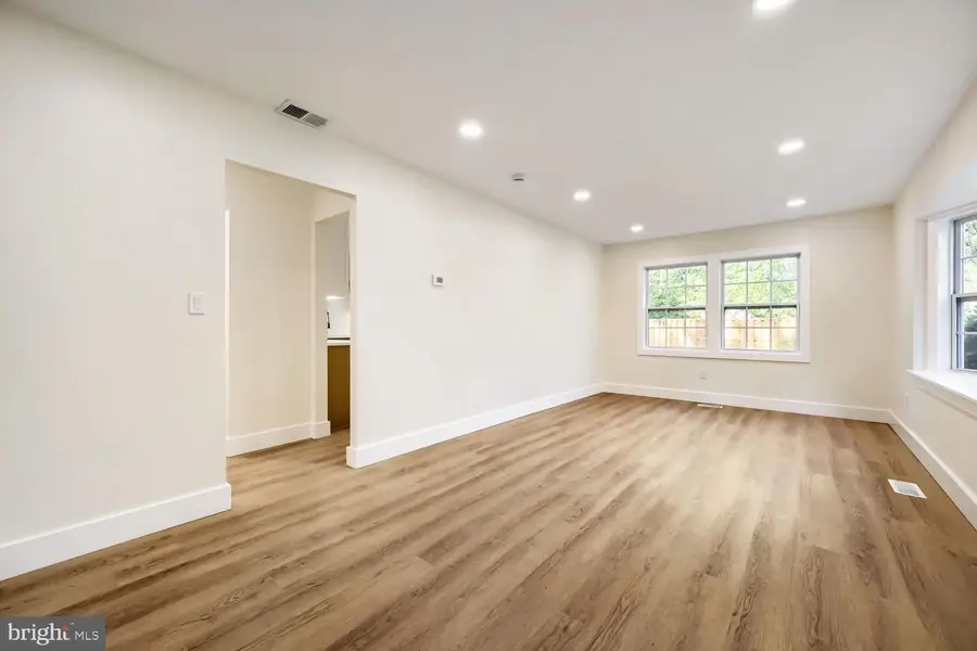 5501 Woodenhawk Cir, Columbia, MD 21044 - #3