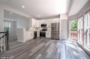 8880 Papillon Dr, Ellicott City, MD 21043 - #2