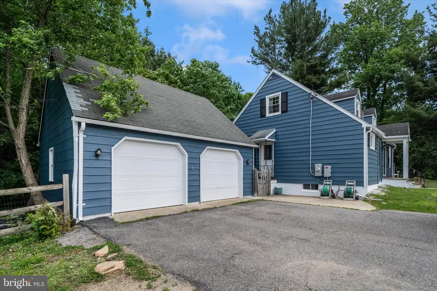 5521 Waterloo Rd, Ellicott City, MD 21043 - #2