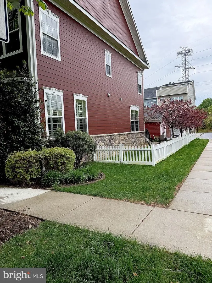 5871 Duncan Dr, Ellicott City, MD 21043 - #2