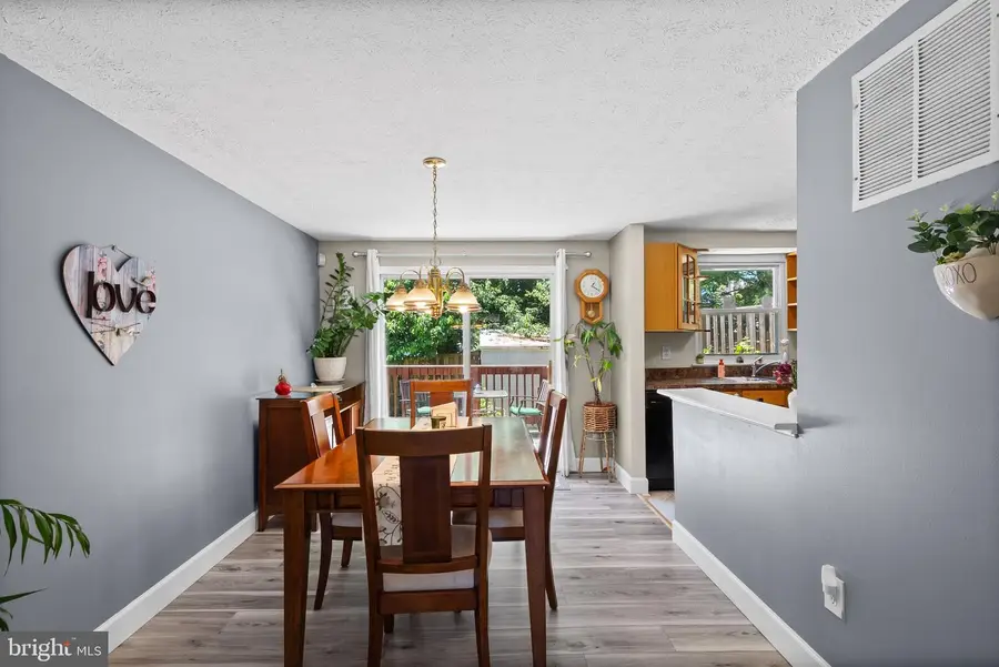 9201 Wilbur Ct, Columbia, MD 21046 - #2