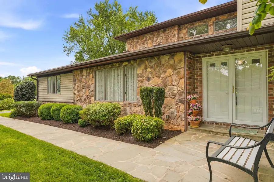 13164 Holly Loch Ln, Highland, MD 20777 - #3