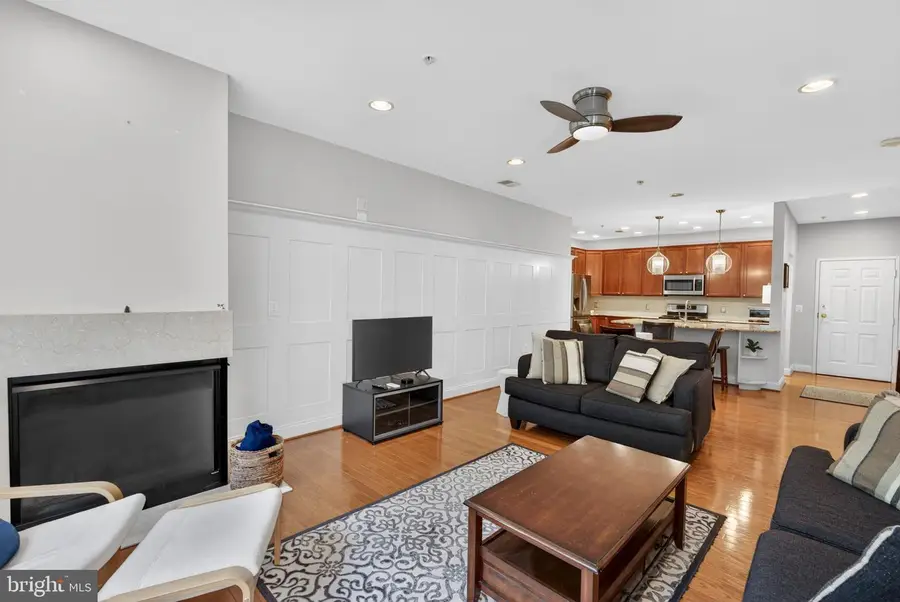 10205 Wincopin Cir #102, Columbia, MD 21044 - #2