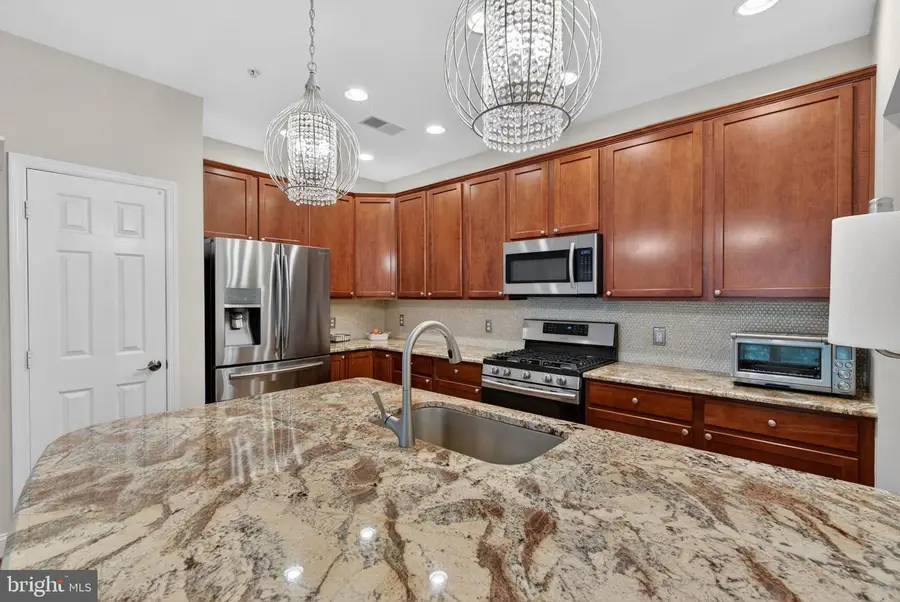 10205 Wincopin Cir #102, Columbia, MD 21044 - #3