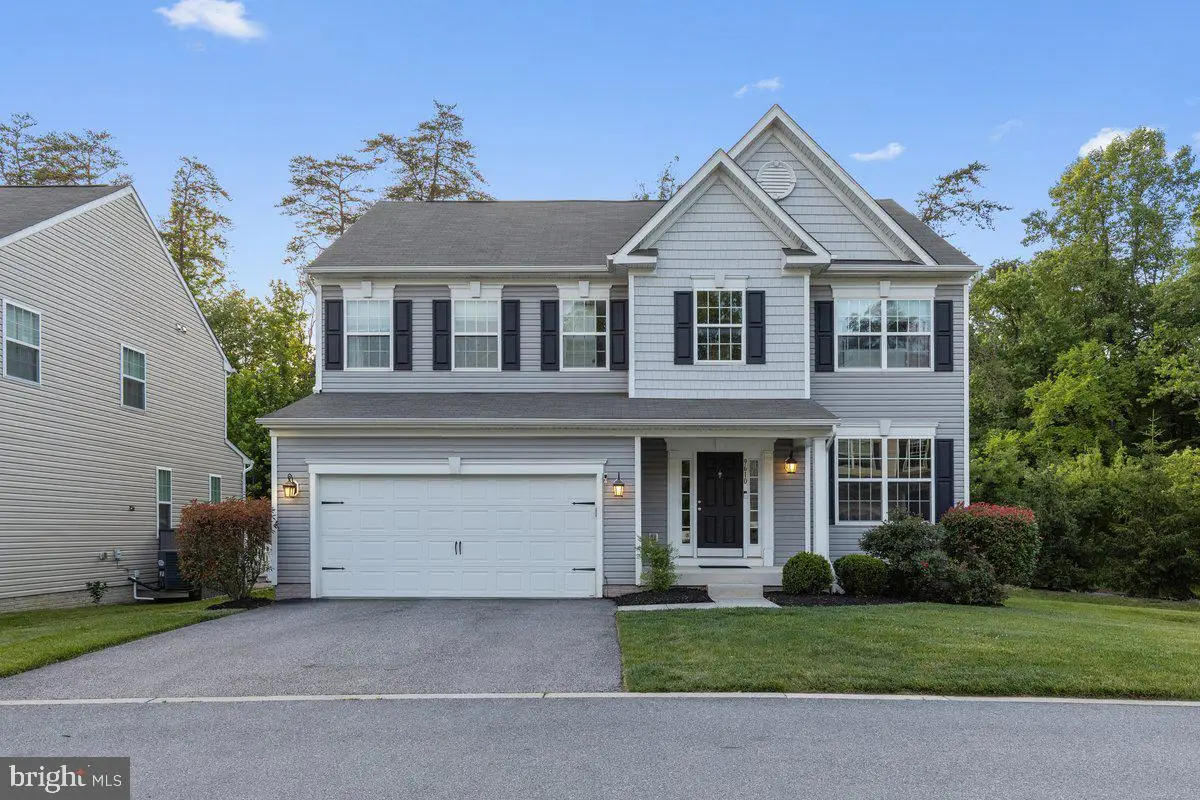 9610 Patuxent Overlook Dr, Laurel, MD 20723 - #1