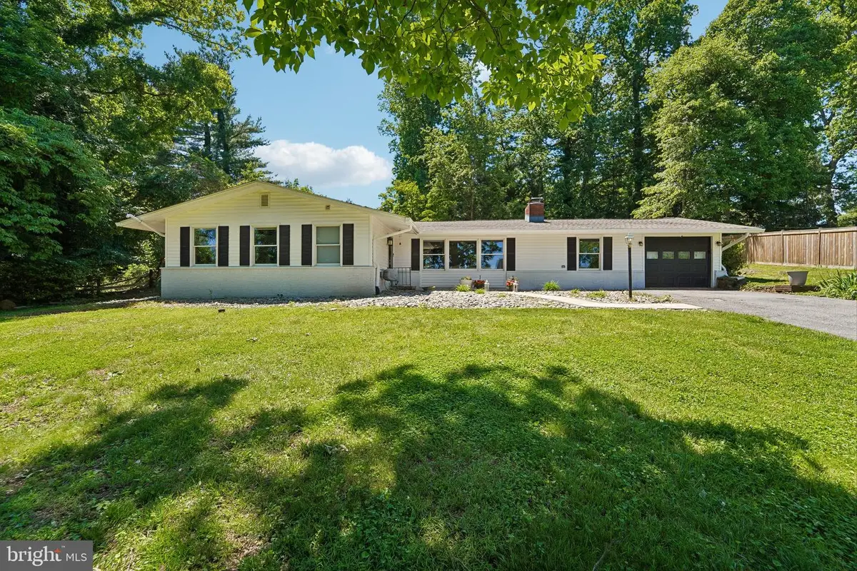 3654 Macalpine Rd, Ellicott City, MD 21042 - #1