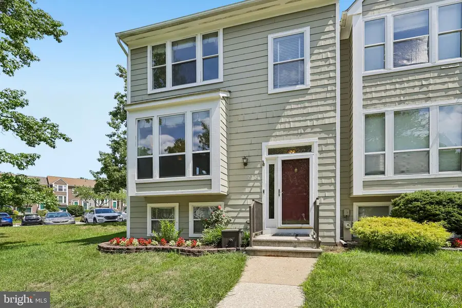 7730 Chatfield Ln, Ellicott City, MD 21043 - #2