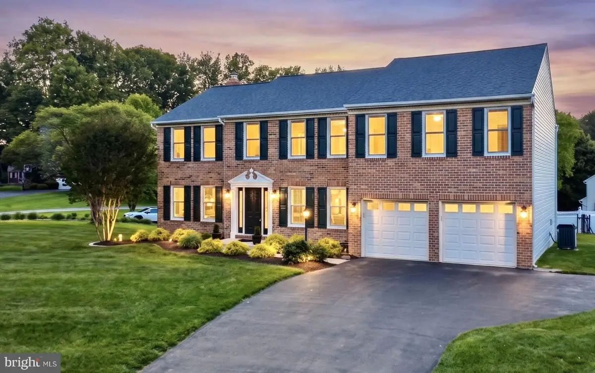 5016 Brampton Pkwy, Ellicott City, MD 21043 - #1
