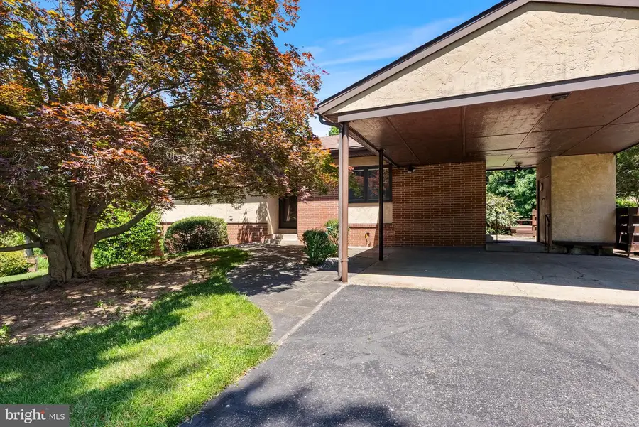 9526 Pepple Dr, Columbia, MD 21045 - #2