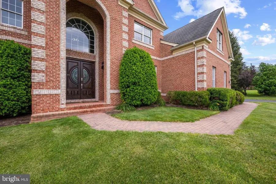 11526 Fox River Dr, Ellicott City, MD 21042 - #2