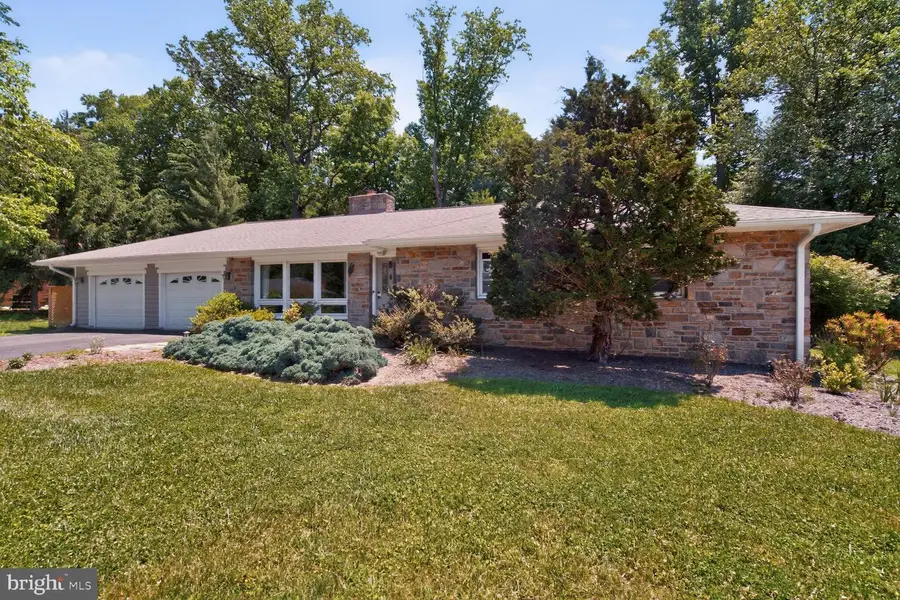 3029 Ramblewood Rd, Ellicott City, MD 21042 - #2