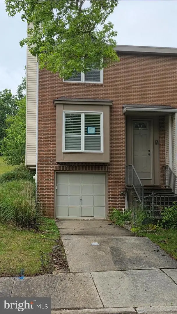 8126 Wooded Glen Ct, Ellicott City, MD 21043 - #1