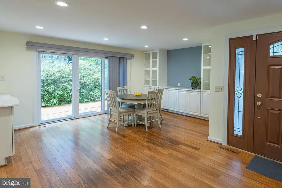 5620 Mirrorlight Pl, Columbia, MD 21045 - #3