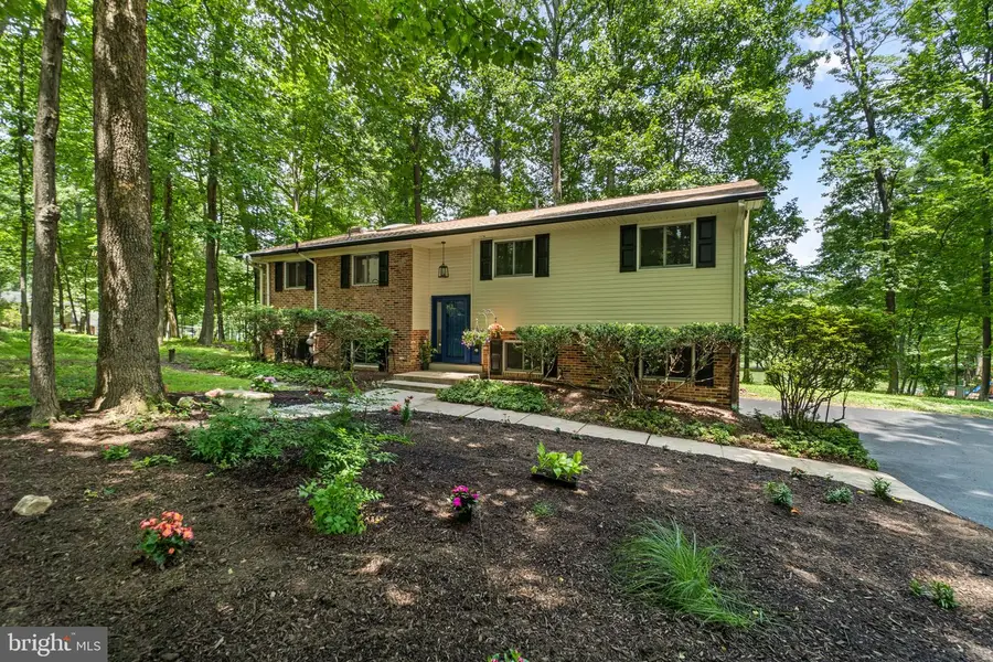 12262 Etchison Rd, Ellicott City, MD 21042 - #2