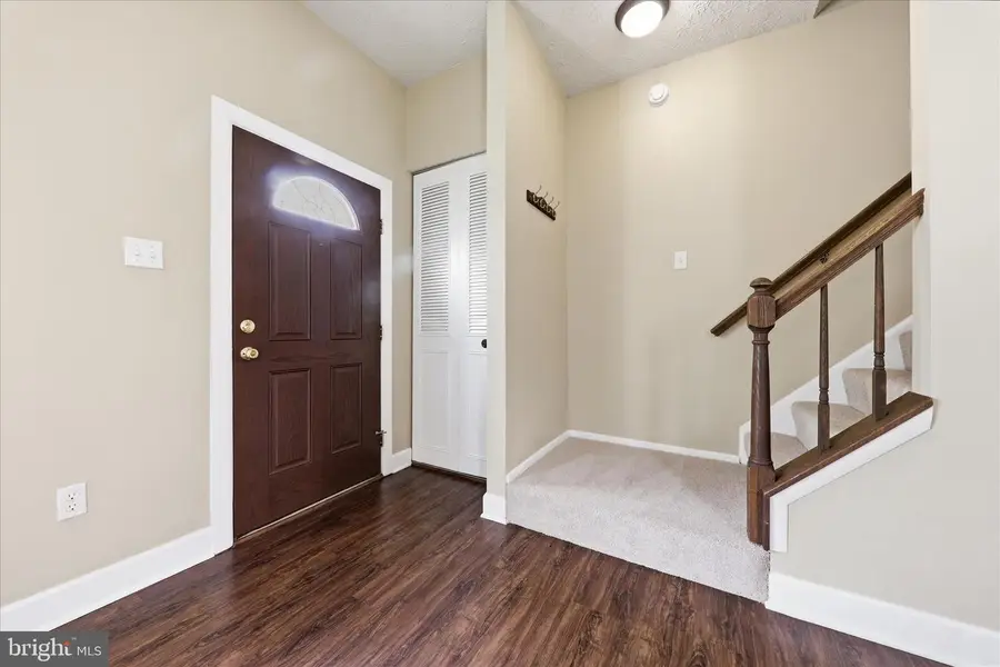 6317 Loring Dr, Columbia, MD 21045 - #2