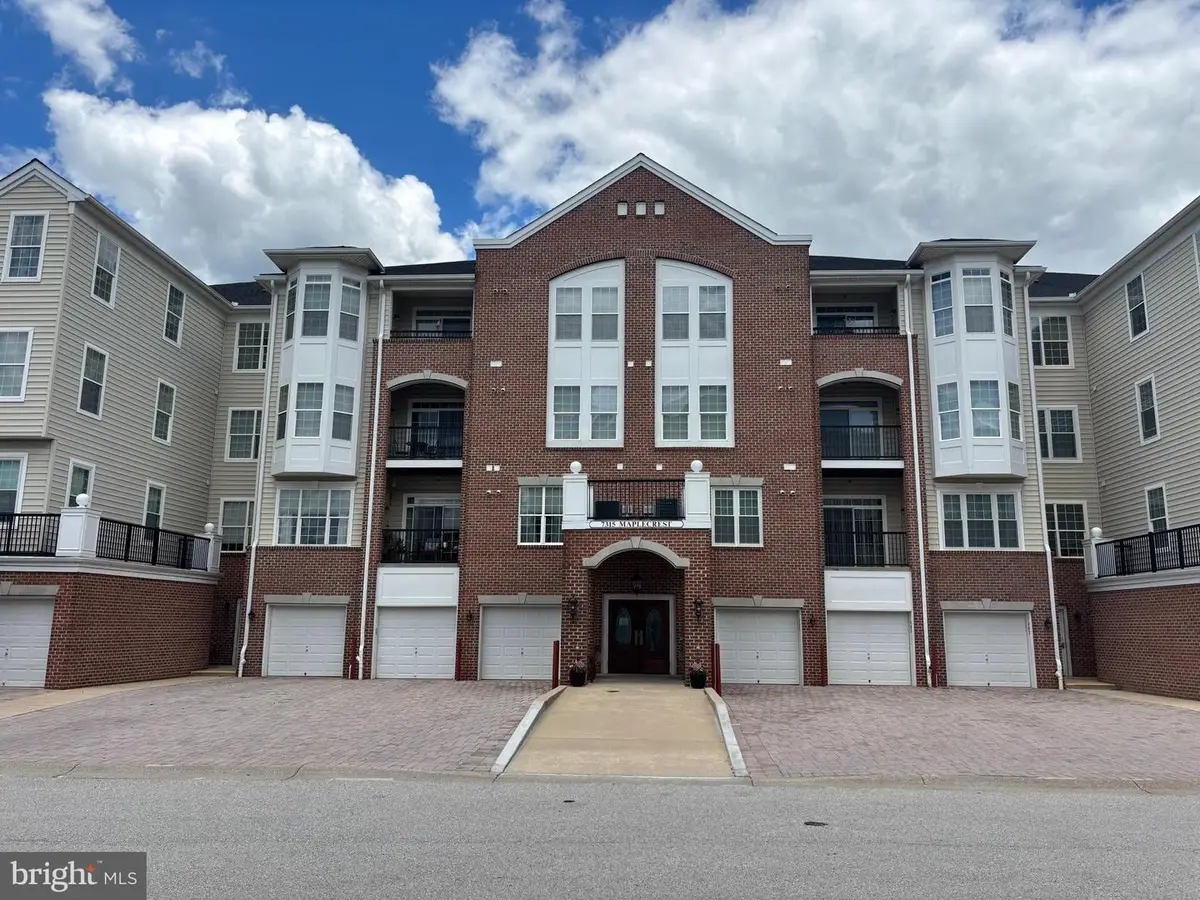 7315 Maplecrest Rd #104, Elkridge, MD 21075 - #1