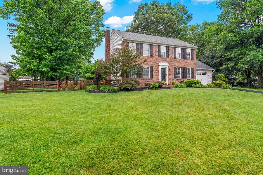 4704 Yorkshire Dr, Ellicott City, MD 21043 - #3