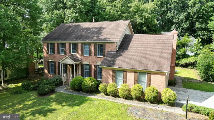10613 Steamboat Lndg Lndg, Columbia, MD 21044 - #2