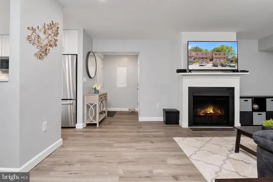 5245 W Running Brook Rd #302, Columbia, MD 21044 - #2