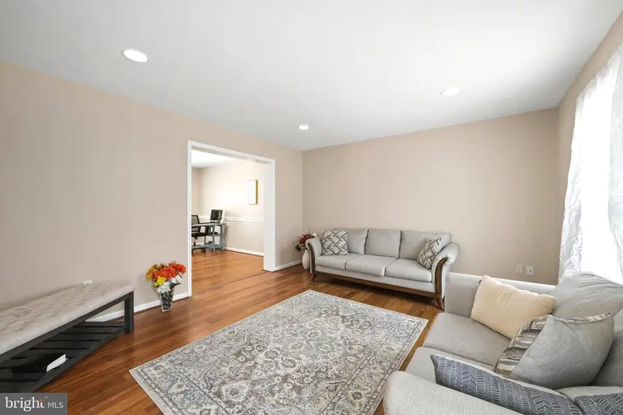 6584 Meadowfield Ct, Elkridge, MD 21075 - #3