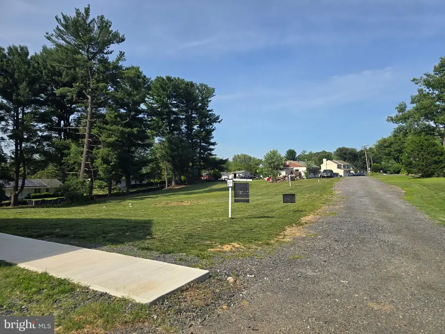8329 Grove Angle Rd, Ellicott City, MD 21043 - #2
