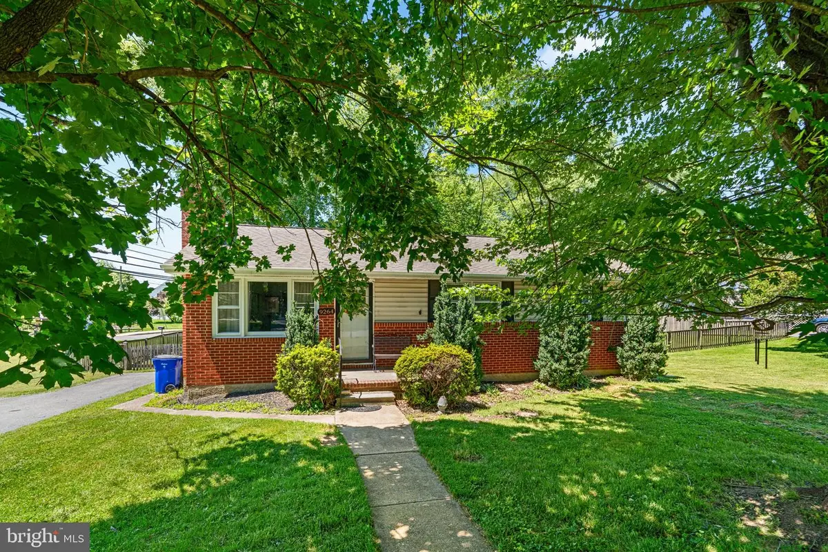 9264 Marydell Rd, Ellicott City, MD 21042 - #1