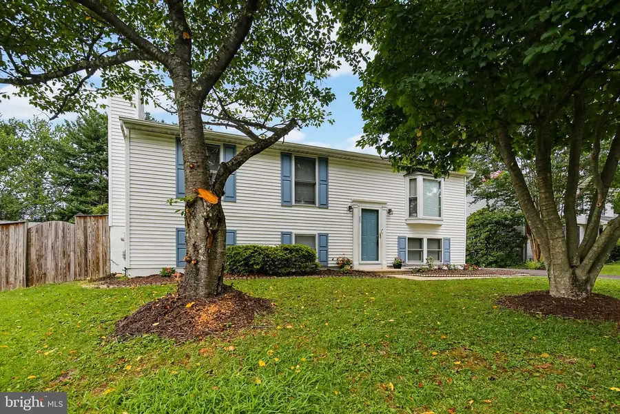 5571 Hunting Horn Dr, Ellicott City, MD 21043 - #2