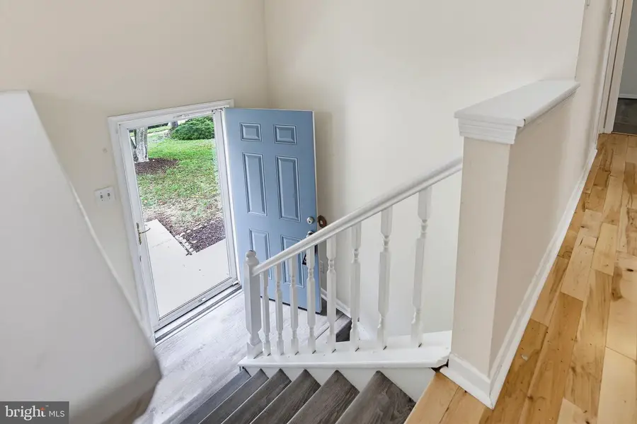 5571 Hunting Horn Dr, Ellicott City, MD 21043 - #3
