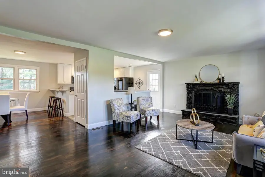9834 Gwynn Park Dr, Ellicott City, MD 21042 - #3