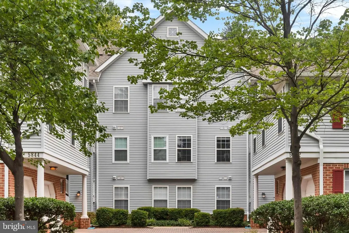 5844 Wyndham Cir #303, Columbia, MD 21044 - #1