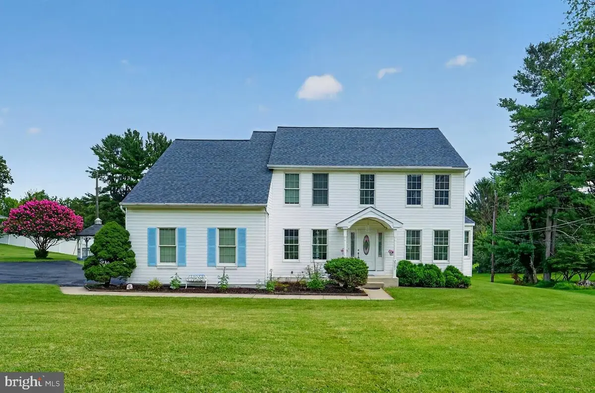 2903 Chestnut Hill Dr, Ellicott City, MD 21043 - #1