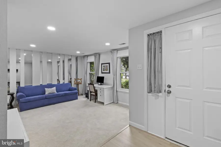 10201 Cape Ann Dr, Columbia, MD 21046 - #2