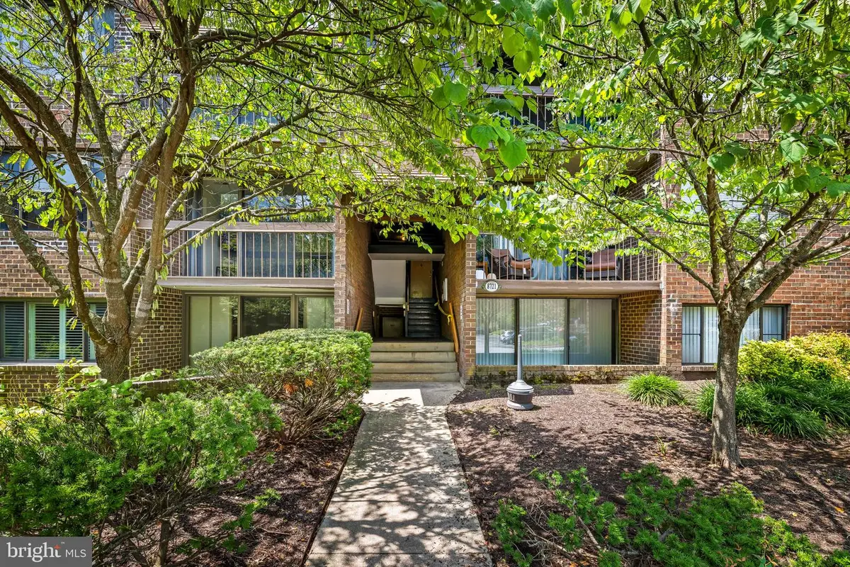 8721 Hayshed Ln #21, Columbia, MD 21045 - #1