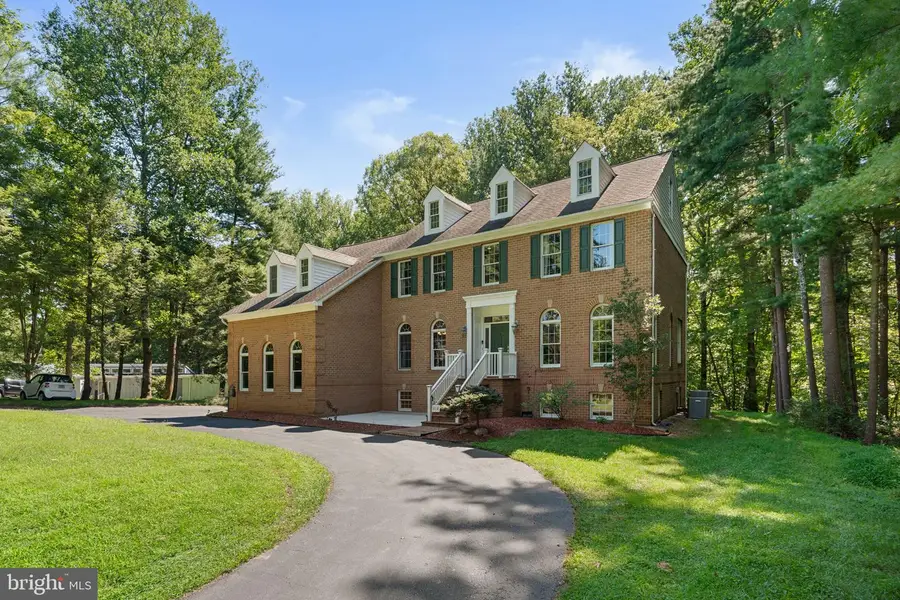 11490 Homewood Rd, Ellicott City, MD 21042 - #3