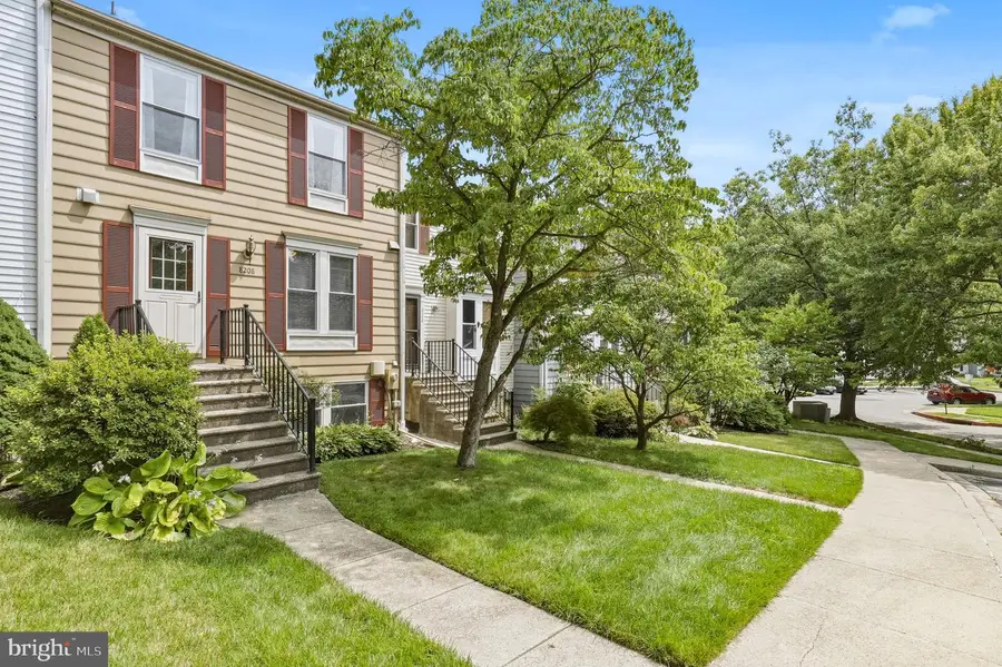 8208 Cambridge Ct, Jessup, MD 20794 - #2