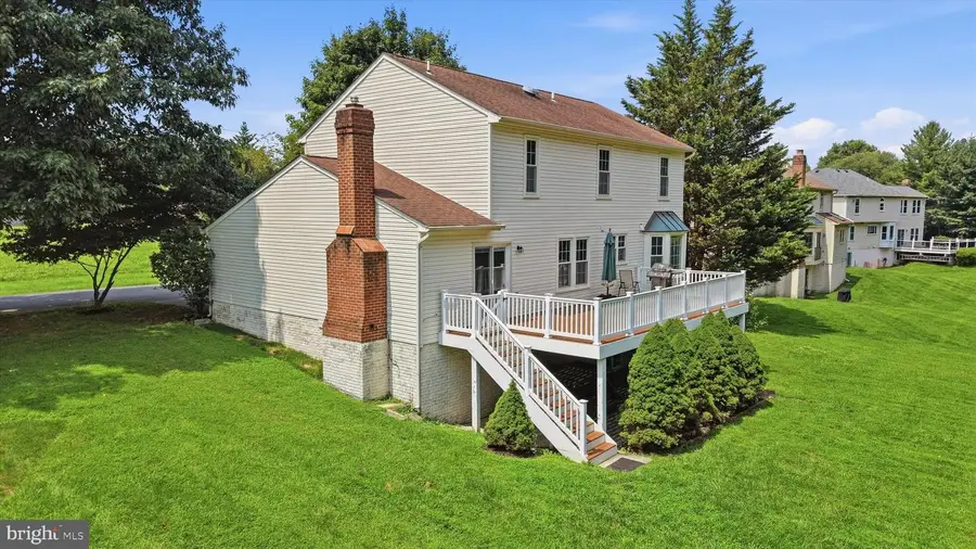 9191 Victoria Dr, Ellicott City, MD 21042 - #3