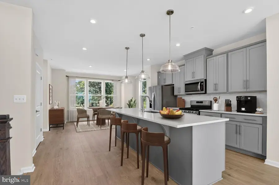 4106 Viewpath Rd, Ellicott City, MD 21043 - #2