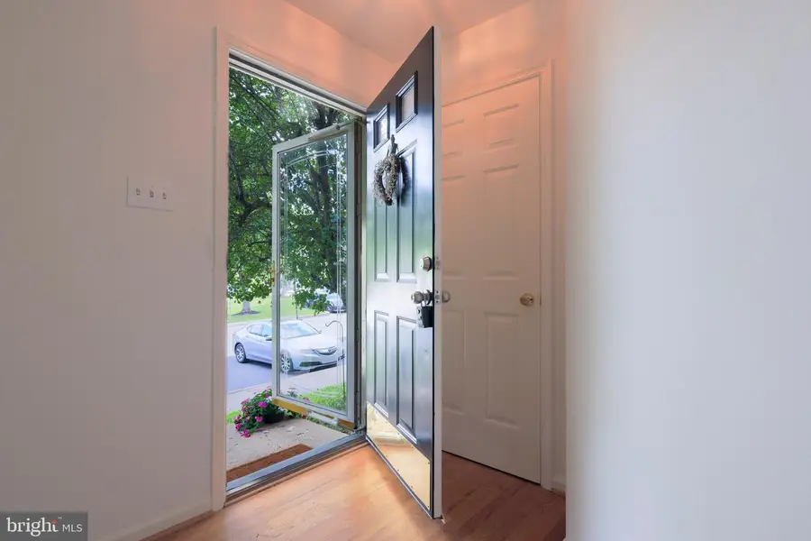 8722 Cresthill Ct, Laurel, MD 20723 - #3