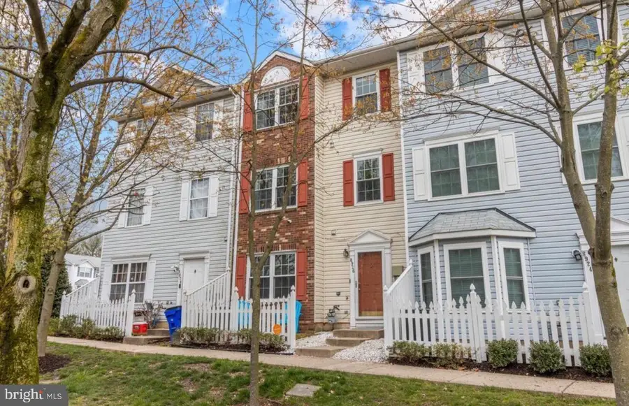 8926 Mallard Ct, Columbia, MD 21045 - #2