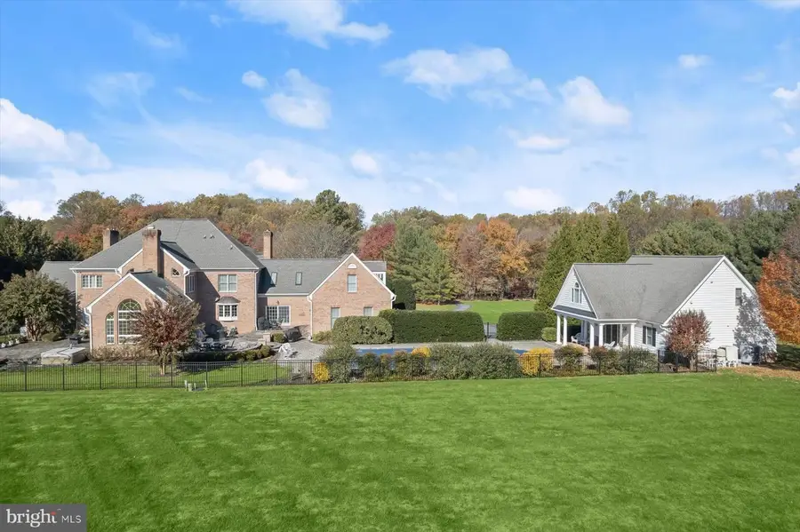 12736 Maryvale Ct, Ellicott City, MD 21042 - #2