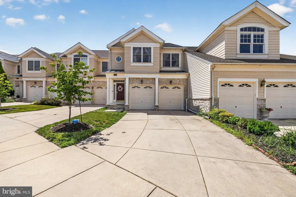 8702 Timber Oak Ln, Laurel, MD 20723 - #1