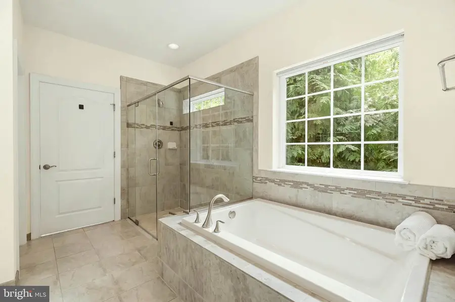 9874 Wilderness Ln, Laurel, MD 20723 - #3