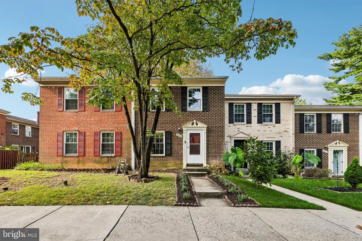 8839 Hayshed Ln #8-2, Columbia, MD 21045 - #1