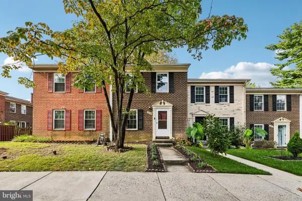 8839 Hayshed Ln #8-2, COLUMBIA, MD 21045