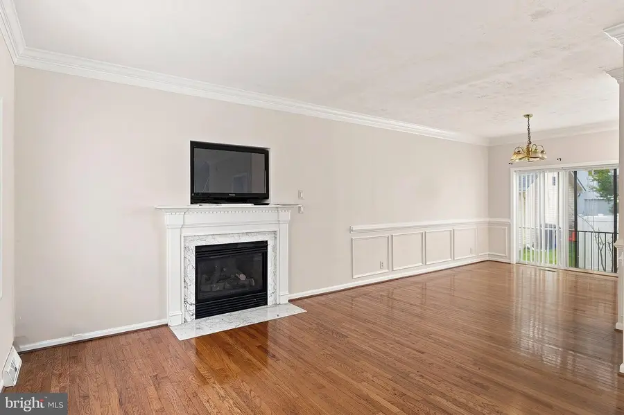 7661 Bluff Point Ln, Elkridge, MD 21075 - #3